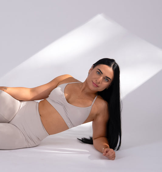 Signature V Bra - LATTE