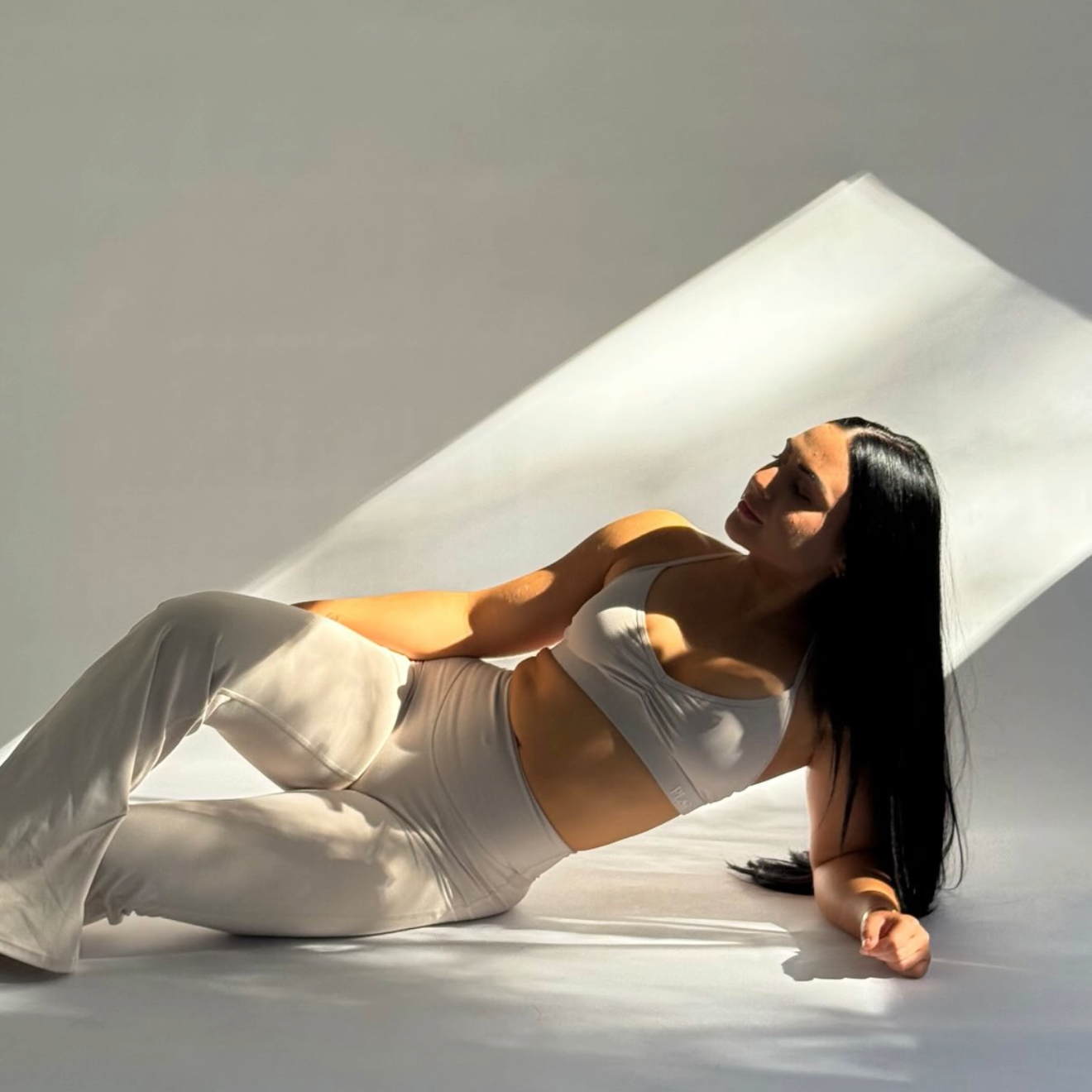 Aura Flare Pants  - LATTE